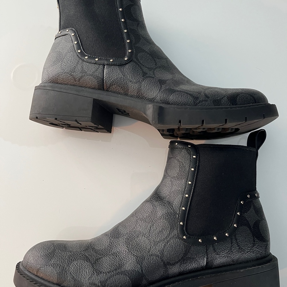 Coach Lory Signature Black and Gray Patterned Ankle Boots Booties - Picture 6 of 6